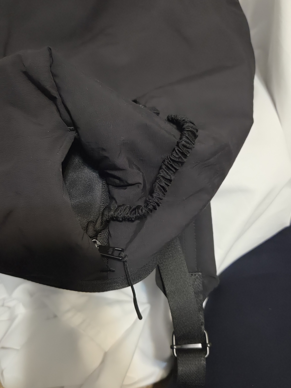 BÉIS "The Air Backpack" Travel Backpack - Black - Picture 9 of 14